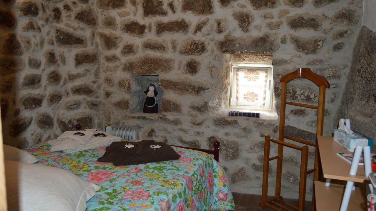 Casa De Amigos Appartement Monsanto Buitenkant foto